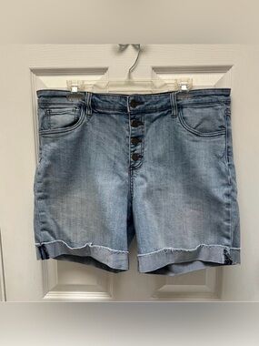 Kut from the Kloth Catherine High Rise Boyfriend Shorts Light Blue Jeans Size 16